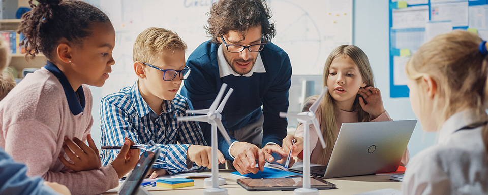 Bild zu Schulleiter Pflegeschule (m/w/d)